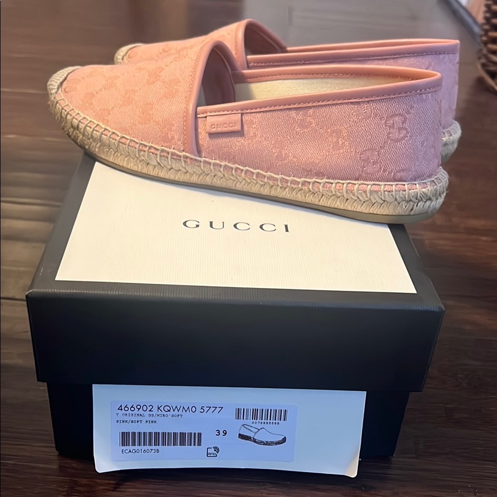 Gucci Pink Espadrille Flats for Women